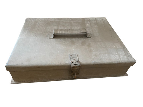 Ancien coffre galvanise - galvanise, zinc