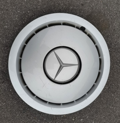 Enjoliveur mercedes - 1,