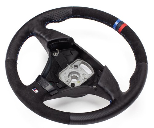 Volant cuir alcantara pour - en,