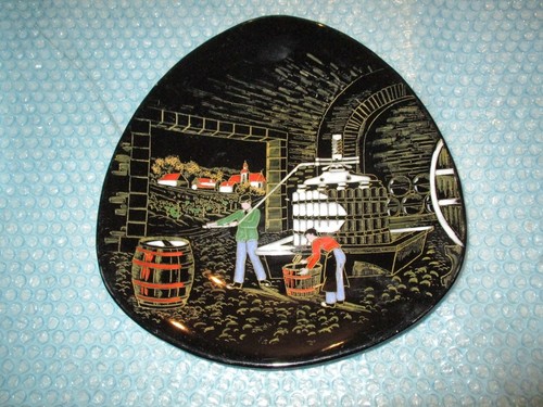 Assiette faïence noire - en,
