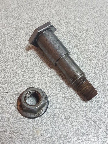 255206 2552 - 2552, axe