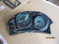 TABLEAU DE BORD / COMPTEUR 500