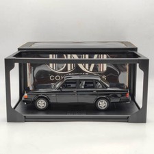 DNA Collectibles 1/18 Volvo
