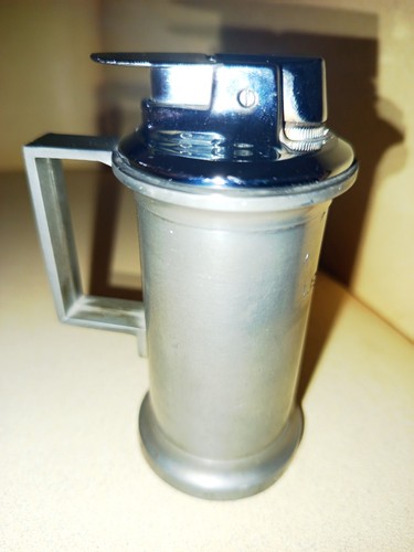 Ancien briquet table le - de,