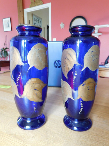 Paire vases anciens peint - de,