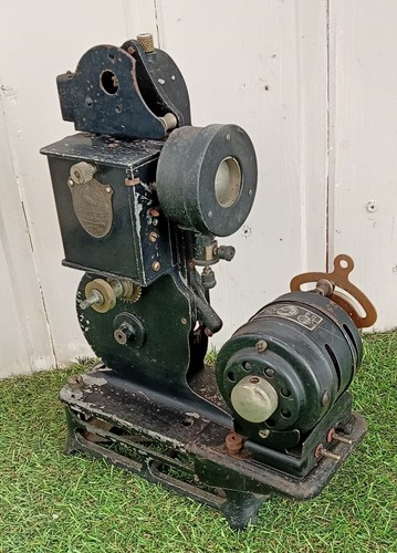Projecteur cinema ancien - projecteur,