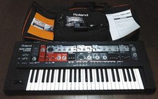 Synthétiseur Roland Sh-201