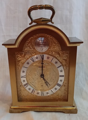 Ancien réveil pendule - réveil, horloge