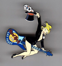 PIN  HARD ROCK CAFE   PIN-UP