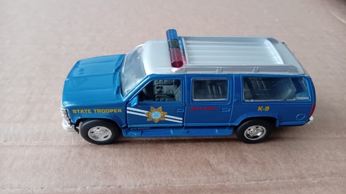 Road champs chevrolet - road, suburban