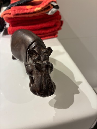 Rhinocéros vintage sculpté