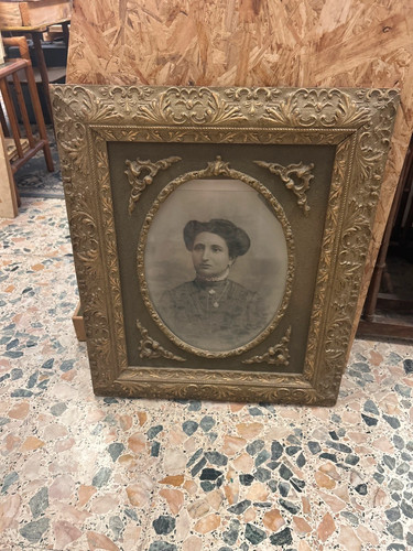Grand portrait ancien femme