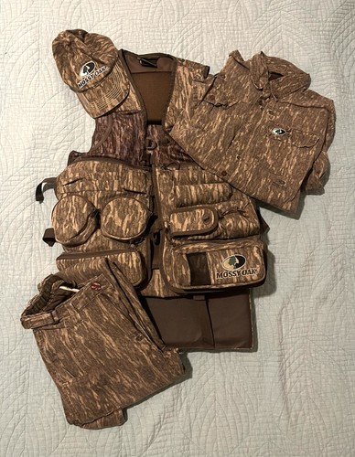 Mossy oak bottomland camo - mossy,
