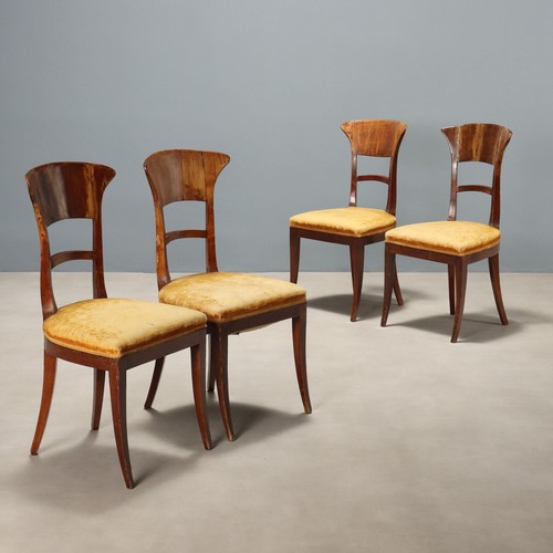 Chaises anciennes style - chaises,