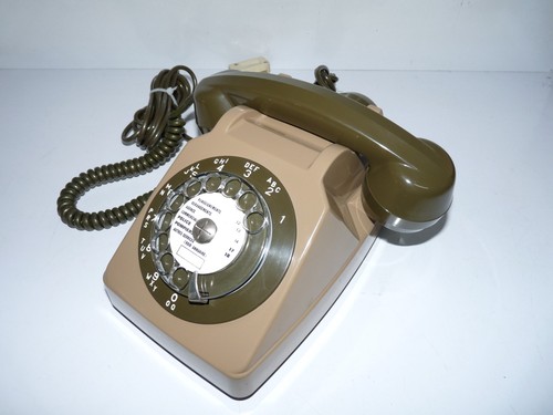 Ancien téléphone fixe - ancien,