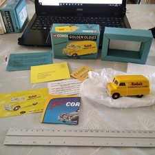 Voiture miniature CORGI GOLDEN