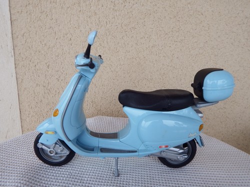 Ancien jouet scooter vespa - ancien,