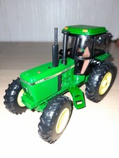 Tracteur JOHN DEERE  4450