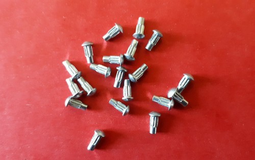 Lot rivets alu cannelés - rivets,