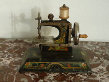 ANTIQUE SMALL SEWING MACHINE CASE 116 TOY CHILDREN Lithographed Sheet Metal