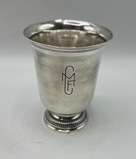 BELLE TIMBALE TULIPE EN ARGENT