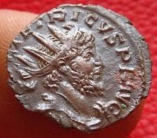 Antoninien Tetricus I, PAX