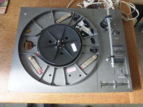 Philips 777 chassis pour