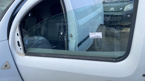 Vitre avant gauche renault - vitre,