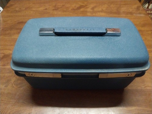 Vintage 1960s blue samsonite - vintage,