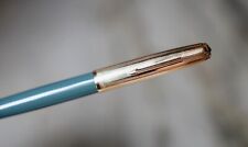 STYLO PLUME PARKER 51 RESINE BLEU VERT - CAPUCHON STRIE PL. OR - PLUME MOYENNE