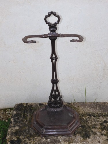 Joli ancien porte paprapluies - porte,
