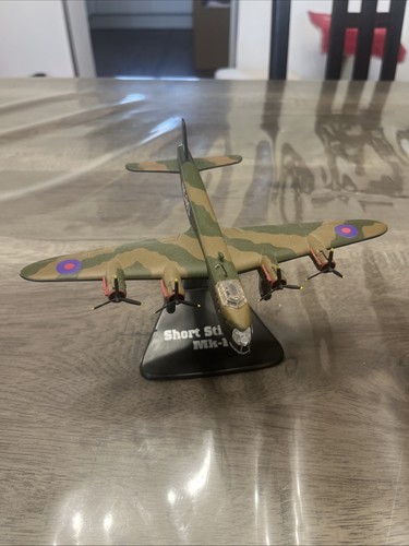 Bombardier géant ciel - bombardier, du