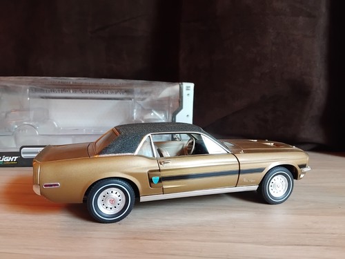 Greenlight 1968 ford mustang - greenlight,