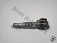 Repose-pied passager droit