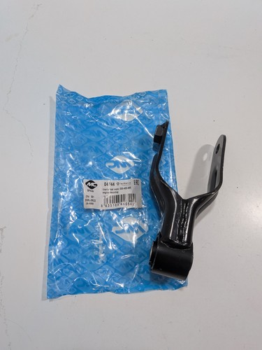 Support moteur inferieur c8 - support,