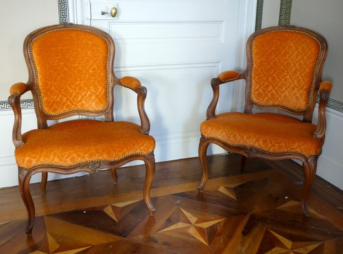 Paire fauteuils noyer - fauteuils,