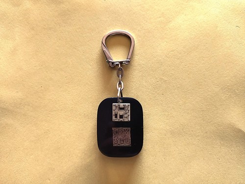 Ancien porte clés ibm 360 - ancien,