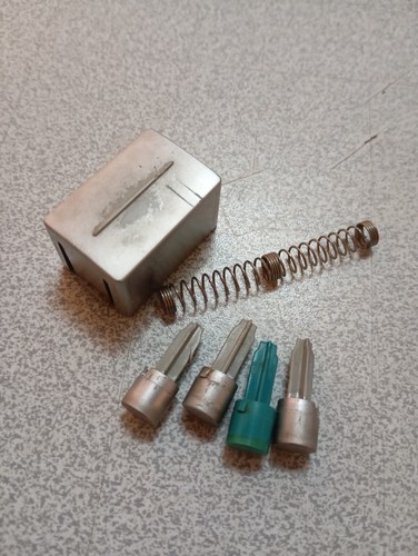 Lot bouton ressort - lot,
