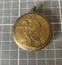 Ancien briquet de poilu, Art