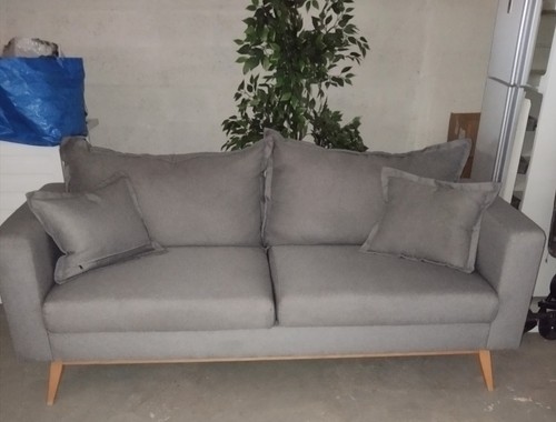 Canapé scandinave gris clair