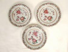 3 plats porcelaine Compagnie