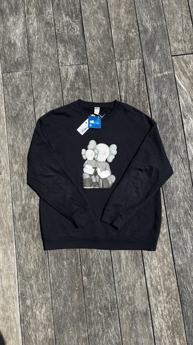 Kaws uniqlo crewneck - kaws,