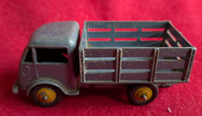 DINKY TOYS Camion Ford Maraîcher ref: 25A 1/43 (vendu dans l'état d'usage).