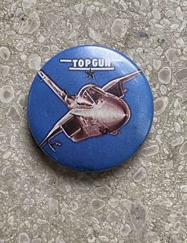 Badge top gun 90 s - gun,