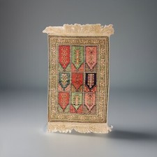 TAPIS D'ORIENT FAIT MAIN