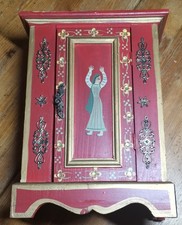 Armoirette décorative peinte