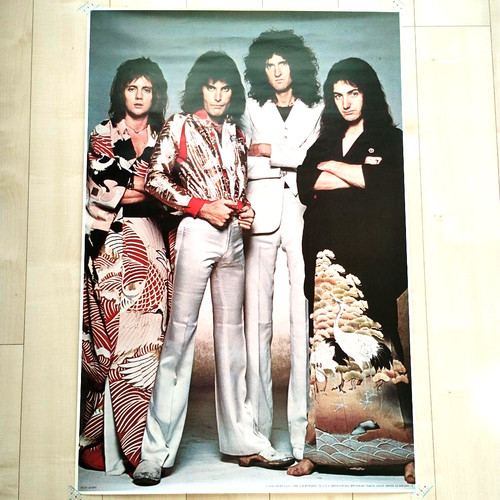 Queen 1976 large - large, kimono