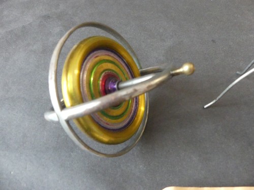 Jouet ancien gyroscope w - ancien,
