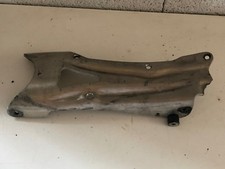 UN SUPPORT DE BOITE A AIR MOTO