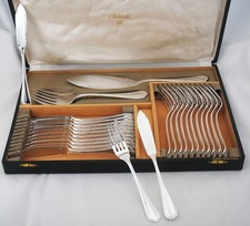 Christofle Spatours, 12 fish cutlery + 1 serving cutlery, 26 pieces.